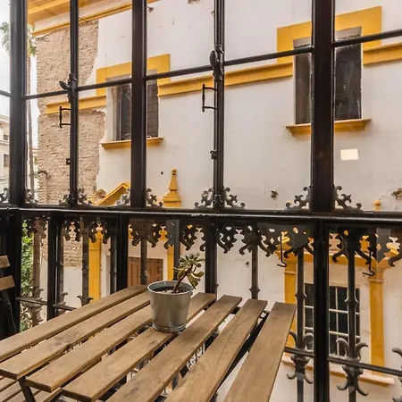 Dux Veragua Centro Sevilla